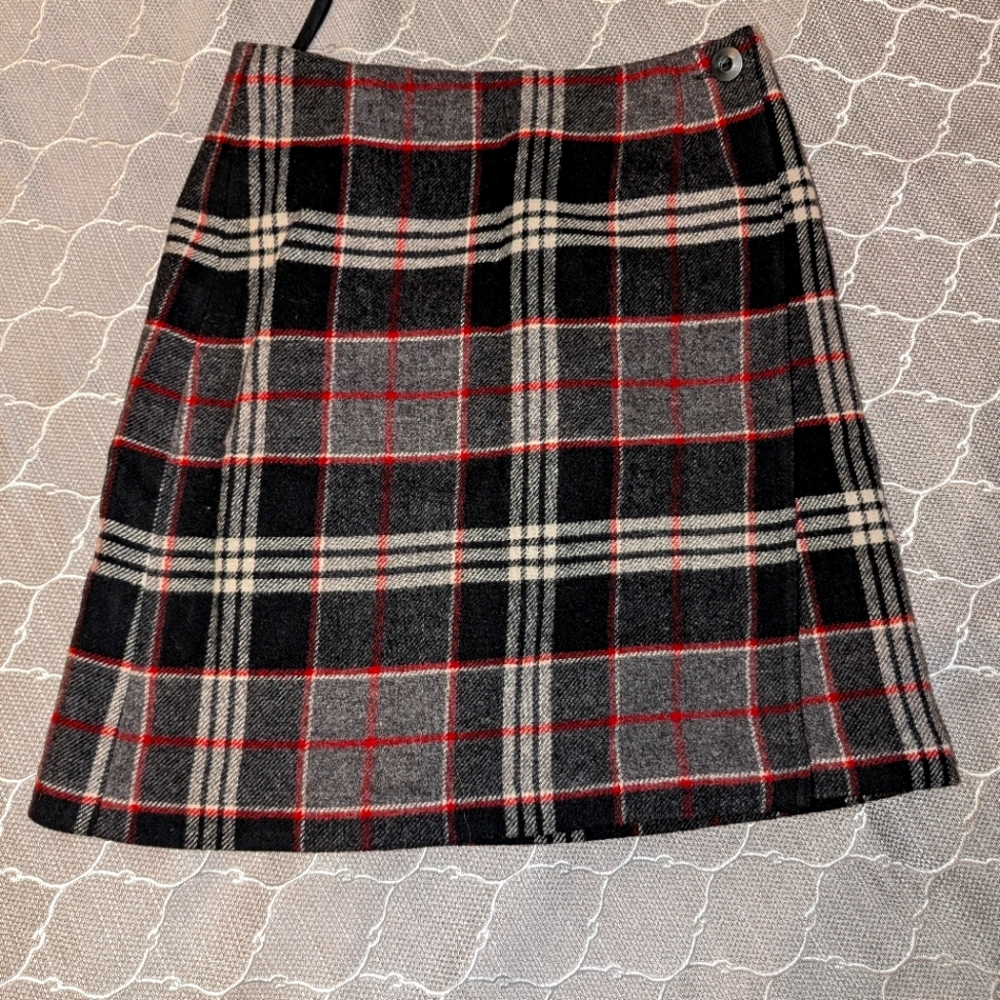 Wool WRAP AROUND 18" LINED Skirt
